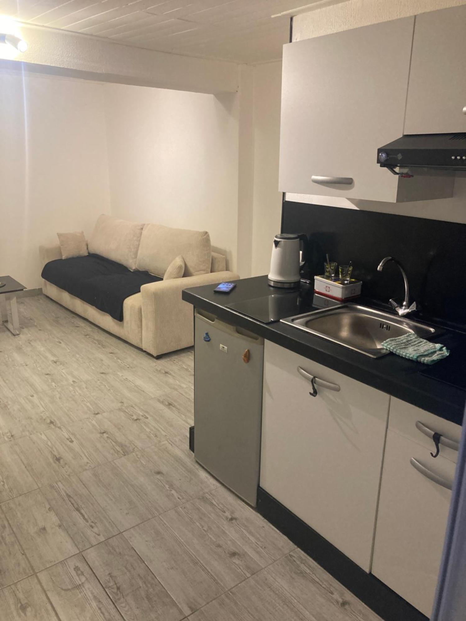 Studio Agreable Et Paisible Aubagne Luaran gambar