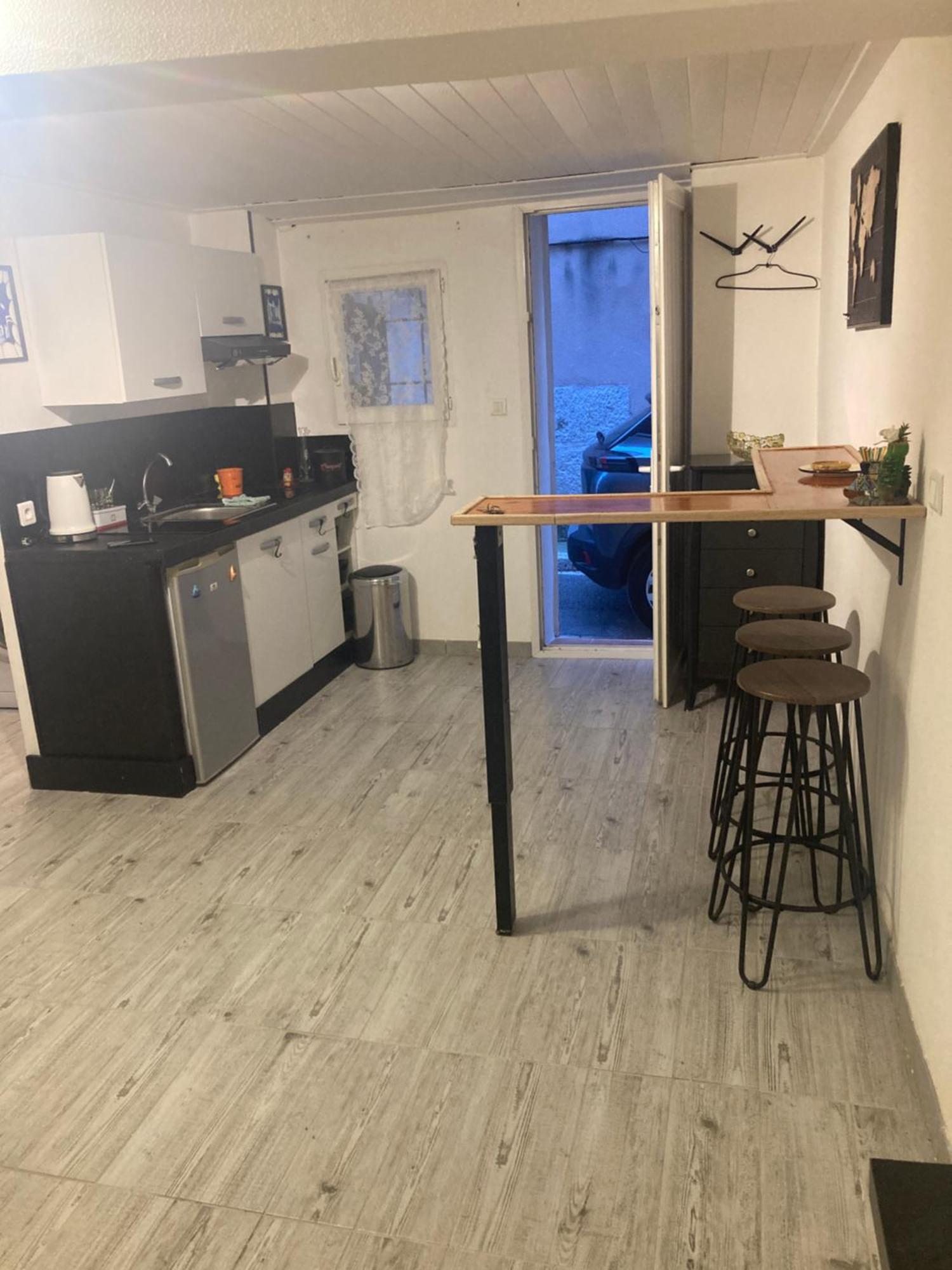 Studio Agreable Et Paisible Aubagne Luaran gambar
